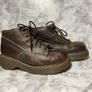 Dr Martens 12281 embossed flowers size 8